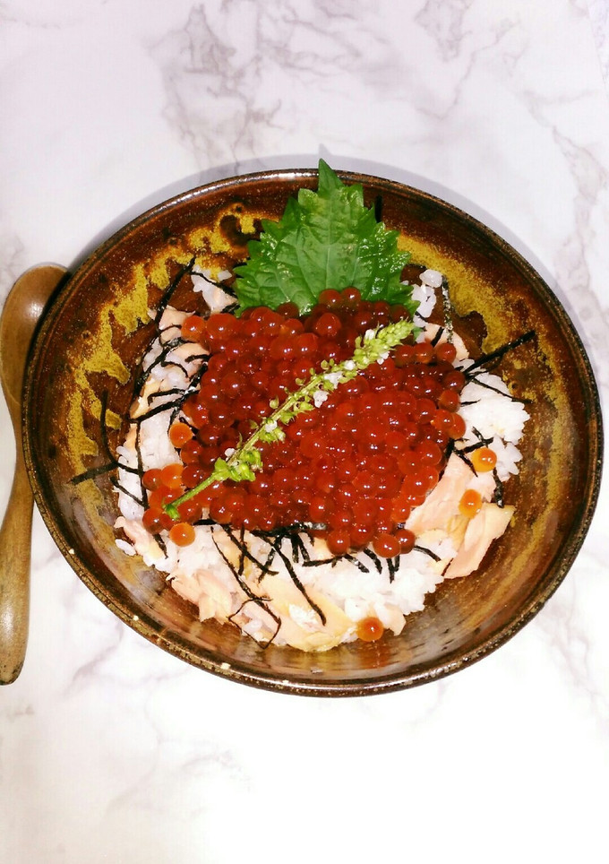 鮭といくらの親子丼(*^ー^)ノ♪-レシピのメイン写真