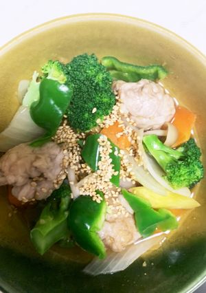 全てレンジ豚こま団子根菜梅肉入り生姜焼風-レシピのメイン写真