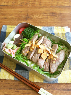 お弁当のご飯に“牛肉ステーキ丼”♪-レシピのメイン写真