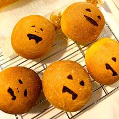รูปของ ハロウィンかぼちゃパン