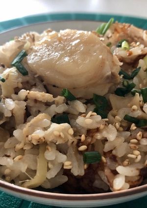 ホタテと油揚げの炊き込みご飯-レシピのメイン写真