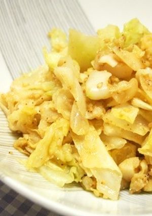 キャベツとニンニクの胡麻和え♪-レシピのメイン写真