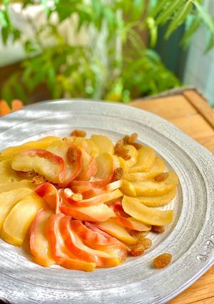 リンゴとレーズンの炊いたん-レシピのメイン写真