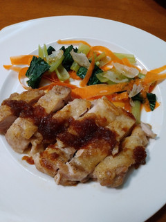 鶏肉ステーキのオニオンソース添え-レシピのメイン写真