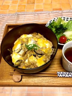 椎茸の旨味で☆豚バラとごぼうの卵とじ丼-レシピのメイン写真
