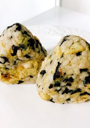 海苔まみれのりしおポテチおにぎり-レシピのメイン写真