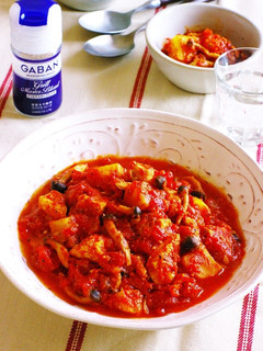じゃがと鶏胸肉としめじのレンチントマト煮-レシピのメイン写真