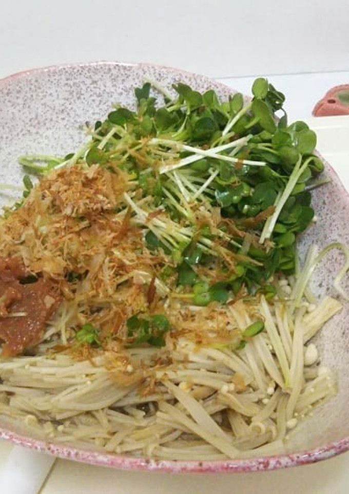 レンチン簡単えのきとかいわれ大根の和え物-レシピのメイン写真