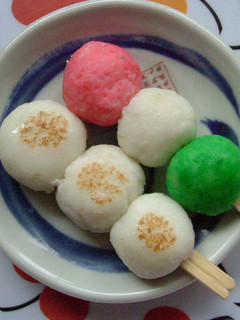 キャラ弁 お弁当に和菓子?ハンペン団子 -レシピのメイン写真