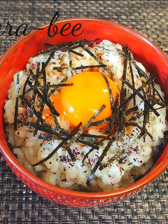 朝食やランチに!激ウマ♪ゆかり卵かけご飯-レシピのメイン写真