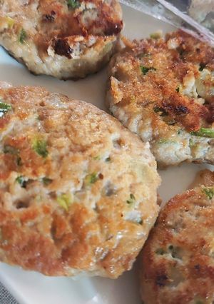 離乳食後期 ピーマンと豆腐のハンバーグ-レシピのメイン写真