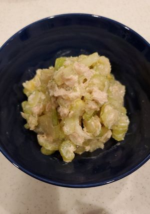 セロリ大量消費♪セロリとツナサラダ-レシピのメイン写真