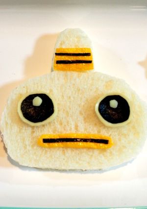 1歳のお誕生日に〜食パンでガラピコ〜-レシピのメイン写真