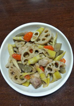 豚もも、カレー、シチュー用と水煮たけのこ-レシピのメイン写真