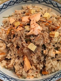 お鍋で炊く 鮭&舞茸ごはん-レシピのメイン写真