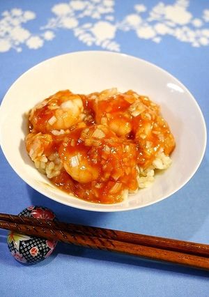レンジで簡単1分40秒！エビチリ丼-レシピのメイン写真