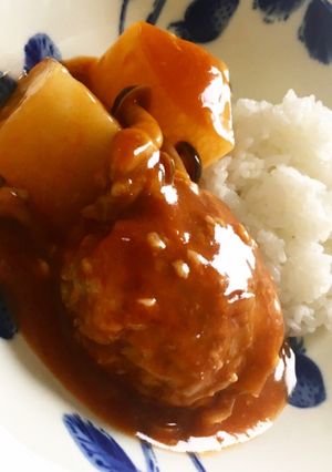 まるでお店の煮込みハンバーグ-レシピのメイン写真