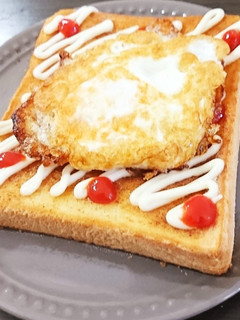 簡単目玉焼きトースト-レシピのメイン写真