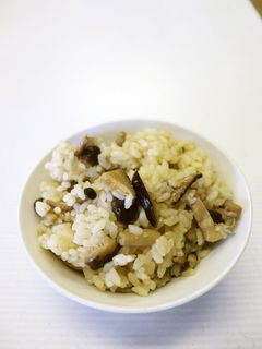 キノコの混ぜご飯-レシピのメイン写真