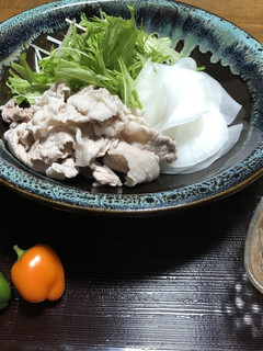 旨辛☆野菜と食べる豚しゃぶのサラダ仕立て-レシピのメイン写真