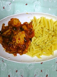 ★チキンとキノコのトマト煮込★ペンネ添-レシピのメイン写真