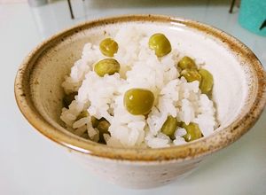 グリーンピースの缶詰で簡単に作れる豆ご飯-レシピのメイン写真