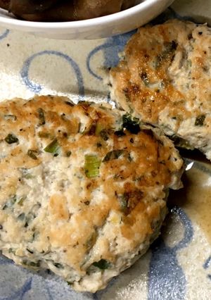 鶏ミンチとしその和風ハンバーグ-レシピのメイン写真