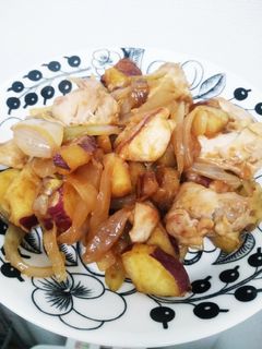 簡単に♪さつまいもと鶏肉のオイマヨ炒め-レシピのメイン写真