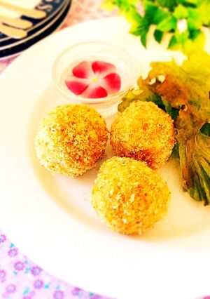揚げない☆ひとくちバター醤油コロッケ♬-レシピのメイン写真