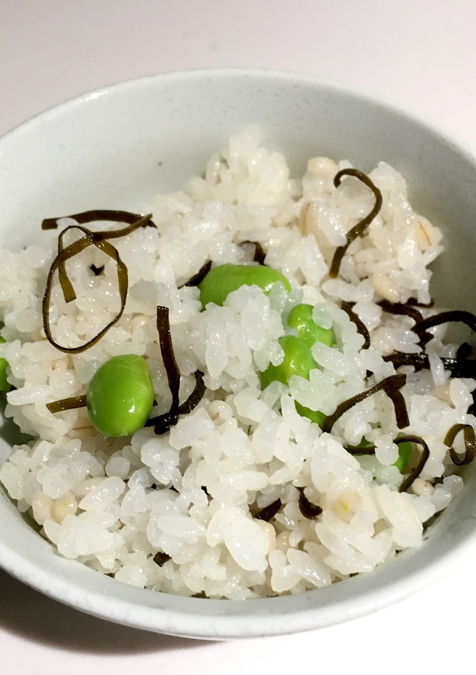 簡単混ぜご飯！塩昆布と枝豆のご飯☆-レシピのメイン写真