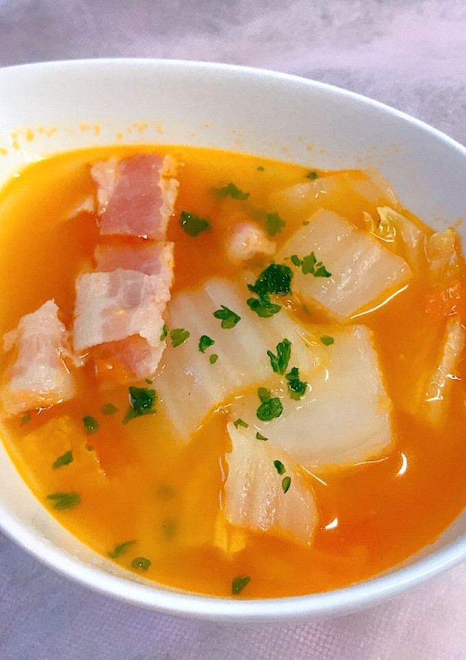 クタクタ〜トマトと残り物の白菜のスープ-レシピのメイン写真