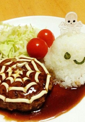 ハロウィンに☆簡単クモの巣ハンバーグ-レシピのメイン写真