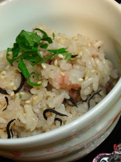 超簡単!梅とひじきの炊き込みご飯-レシピのメイン写真