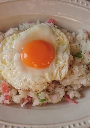 目玉焼きバターライス-レシピのメイン写真
