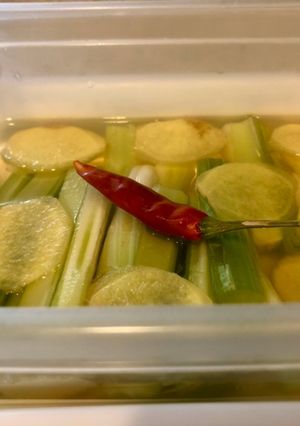 セロリのあちゃら漬け-レシピのメイン写真