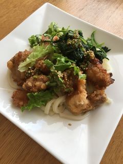 唐揚げリメイク 油淋鶏風サラダうどん-レシピのメイン写真