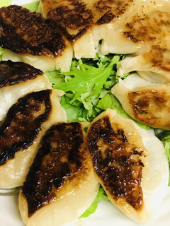 紹興酒●蒸し焼き餃子のサラダ-レシピのメイン写真
