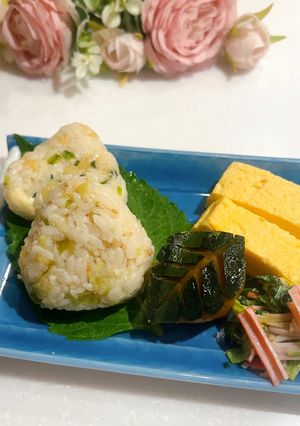 お子様おにぎり⑪ごま油香るたぬきおにぎり-レシピのメイン写真
