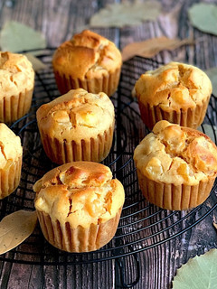 りんごとクリームチーズの玄米粉マフィン-レシピのメイン写真