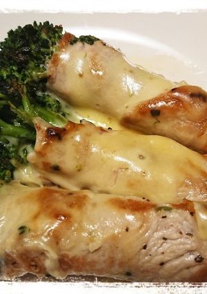 肉巻きスティックブロッコリーのチーズがけ-レシピのメイン写真