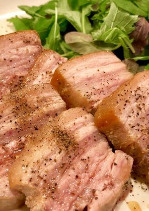 豚バラ肉の低温調理ソテー はちみつソース-レシピのメイン写真