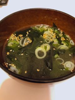 夜食にも!わかめスープ-レシピのメイン写真