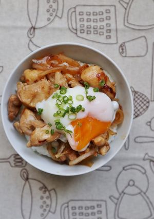 簡単！ランチにぴったり♪焼きとり丼-レシピのメイン写真