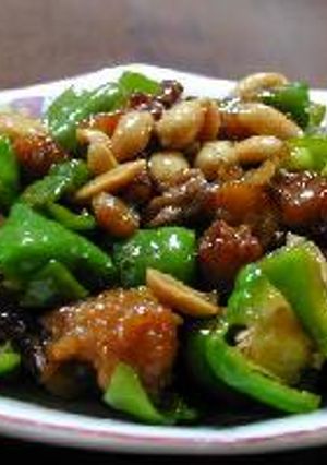お肉とピーマンのピーナツ炒め__Chinese dish/Stir-fry Meat, Green Pepper and Peanut-レシピのメイン写真