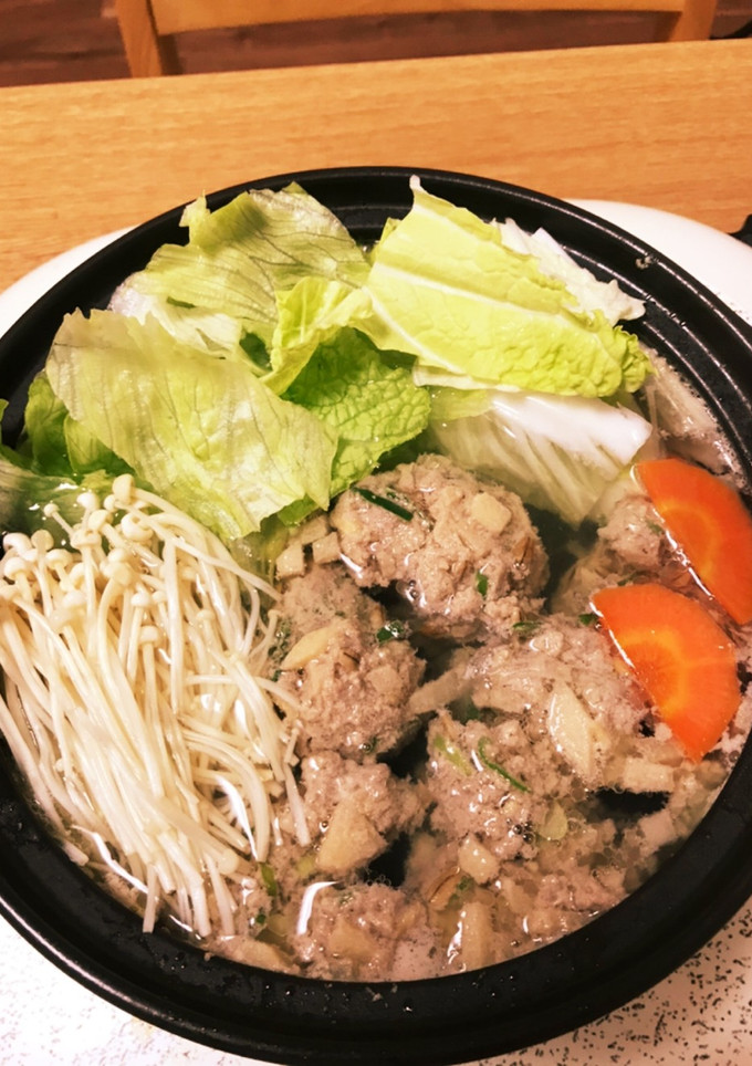 腸まで届くリンゴ入り肉団子鍋-レシピのメイン写真