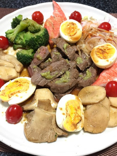 ステーキわさび付けと彩り具材!(^^)!-レシピのメイン写真