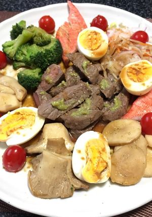 ステーキわさび付けと彩り具材!(^^)!-レシピのメイン写真