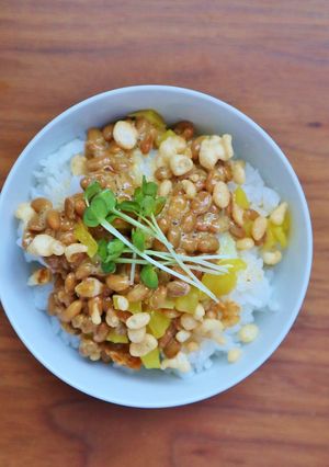 納豆好き必見！簡単♪たくあん入り納豆ご飯-レシピのメイン写真
