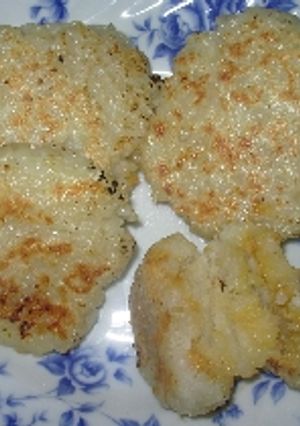 残りご飯でシンプルおやき「めしやきもち」-レシピのメイン写真