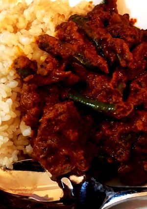 レバーとインゲンのスパイスカレー-レシピのメイン写真